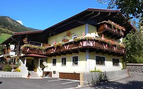 Hotel Dorfgasthof Schloesslstube