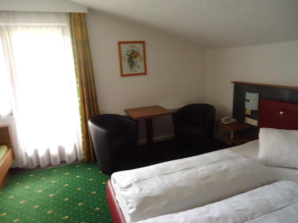Hotel Dorfgasthof Schloesslstube Stuhlfelden Pokój zdjęcie